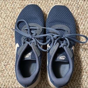 Nike Women’s Sneakers Size 8.5